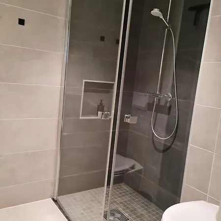 Апартаменты Flott Mellom Sjo Og Fjell