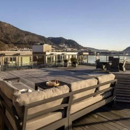 Апартаменты Flott Mellom Sjo Og Fjell *