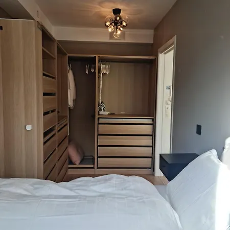 Flott Mellom Sjo Og Fjell アパート