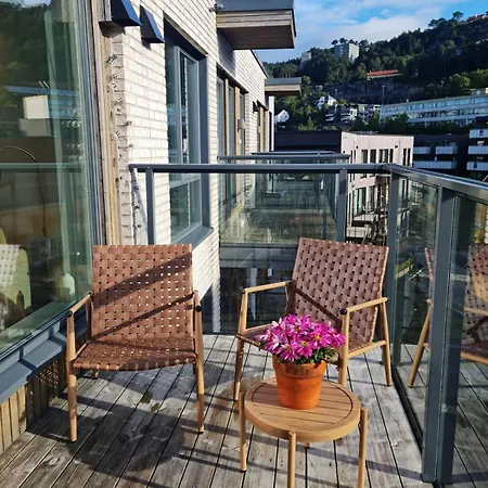 Flott Mellom Sjo Og Fjell Апартаменты *